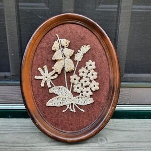 Vintage Oval Faux Wood Framed Handmade Floral Crochet Garden Wall Art Brown Felt